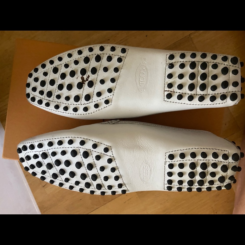 Shoes - Picture 4 of 4